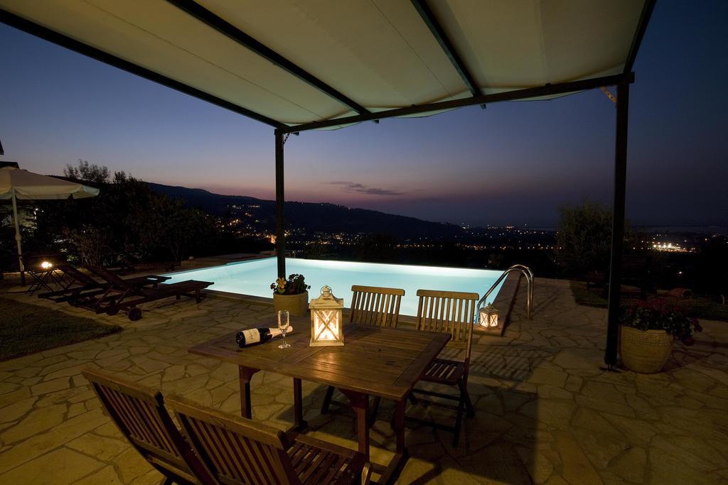 Gatsoulis Villas Apolpaina Bagian luar foto