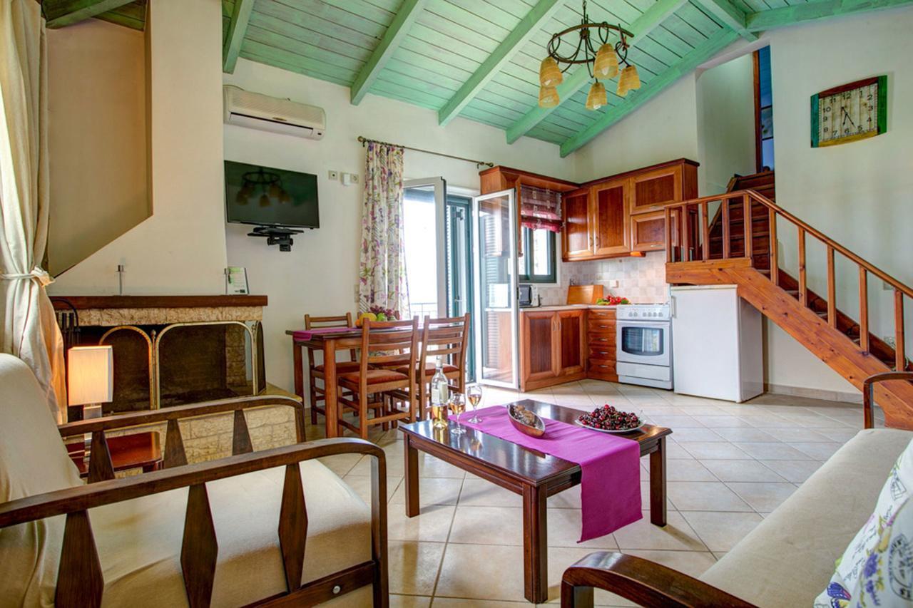Gatsoulis Villas Apolpaina Bagian luar foto