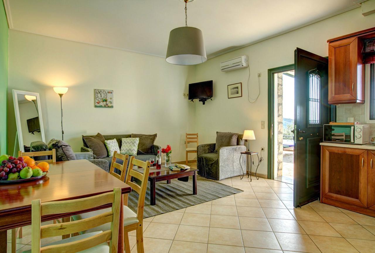 Gatsoulis Villas Apolpaina Bagian luar foto